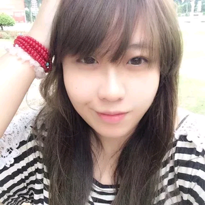 裸体比基尼美女虑待尿口
